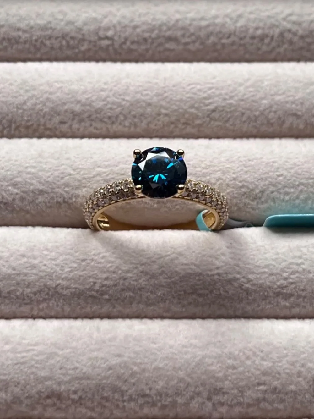 R125 | Blue Moissanite Pave Band Ring